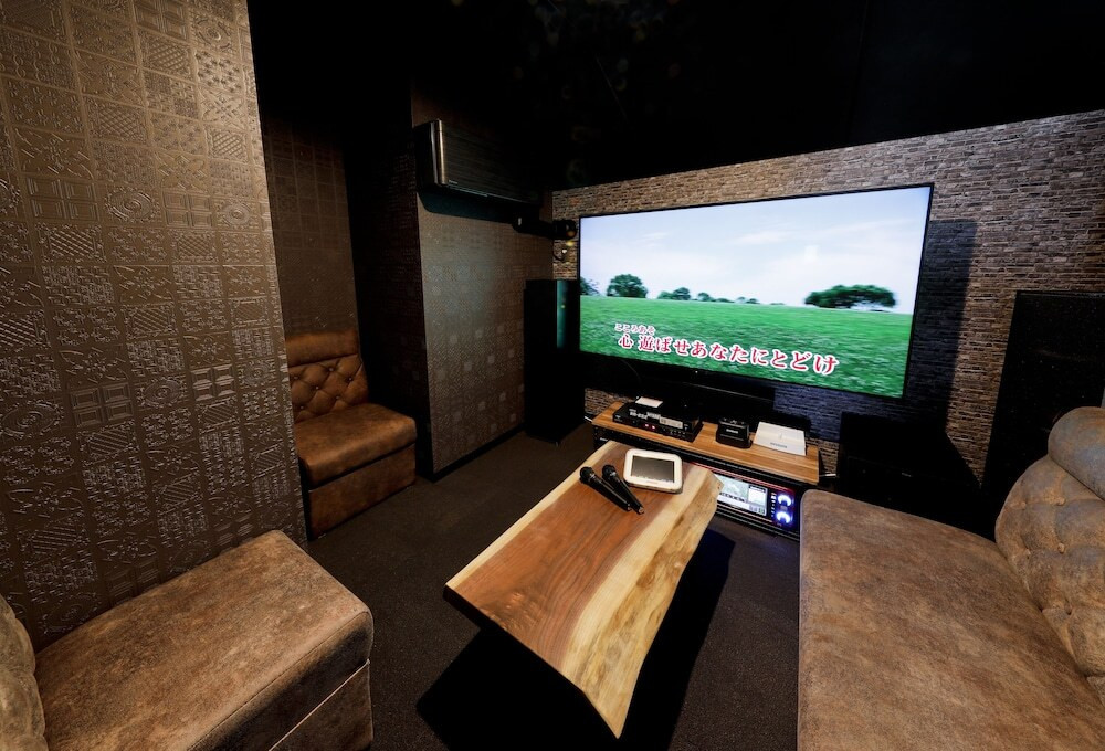 カラオケ ルーム