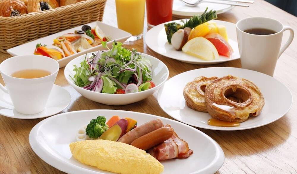 朝食バイキングの盛り付け例 / 1