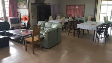 デリカテッセン / 14