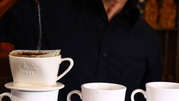 ロビーラウンジ / 16