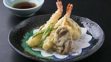 食事・飲み物 / 12