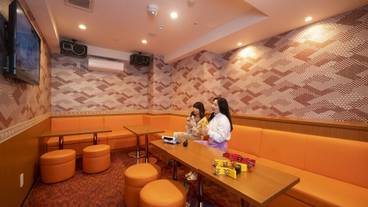 カラオケBOX② / 13