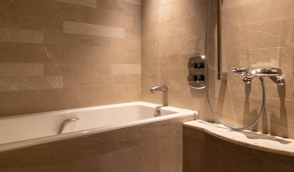 快適性を備えた
客室でのんびり / 5