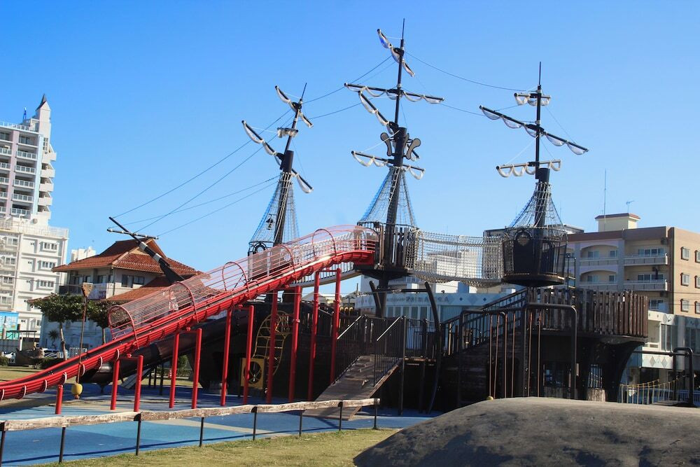 子供用の遊び場 - 屋外