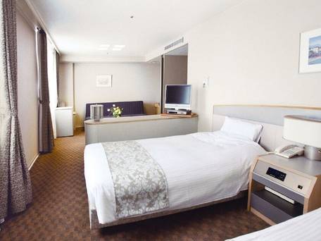 ホテル アウィーナ大阪 / 1