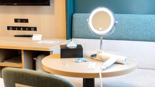 ルーム クイーンベッド 1 台 禁煙