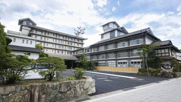 施設の正面 / 1