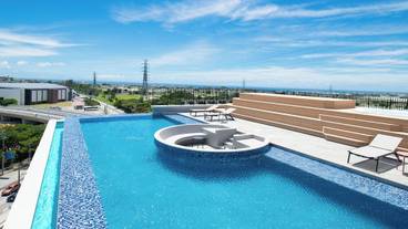 インフィニティ プール / 5