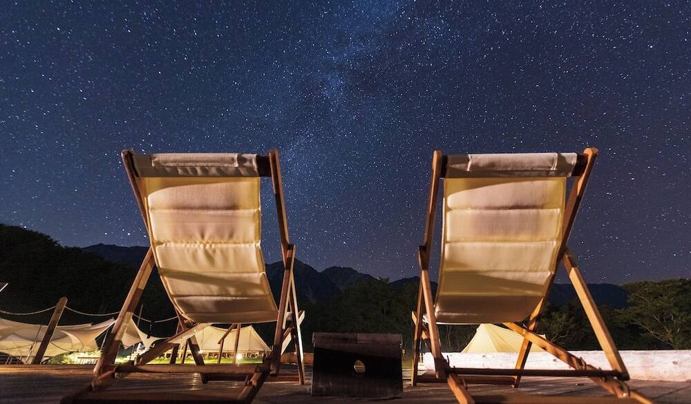 ウッドデッキと星空 / 1