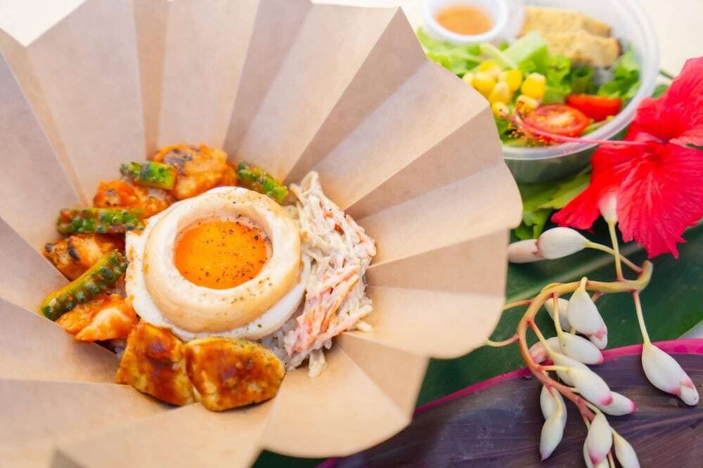 朝食は楽しいピクニックスタイルで3958576