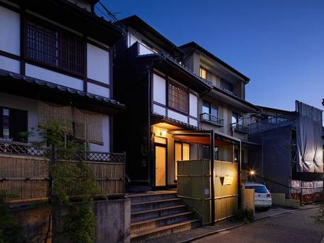 京都ヴィラ三年坂 / 2