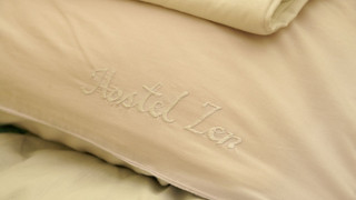 ビジネス ダブルルーム セミダブルベッド 1 台 共用バスルーム