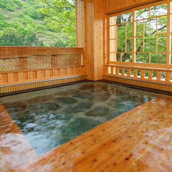 小説「雪国」にまつわる老舗旅館で彼としっとり大人の時間を3442450