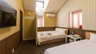 トリプルルーム 共有バスルーム