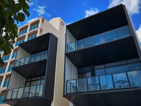 Condominium NOOSA / 2