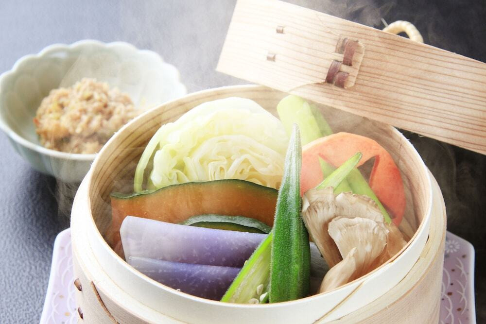 夕食一例 地野菜のせいろ蒸し