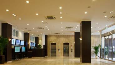 内部エントランス / 2