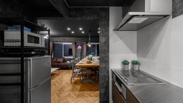 客室内のダイニングエリア / 11