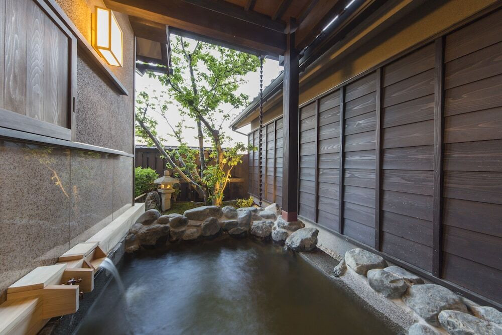 天然温泉露天風呂付きのお部屋も♪3913776