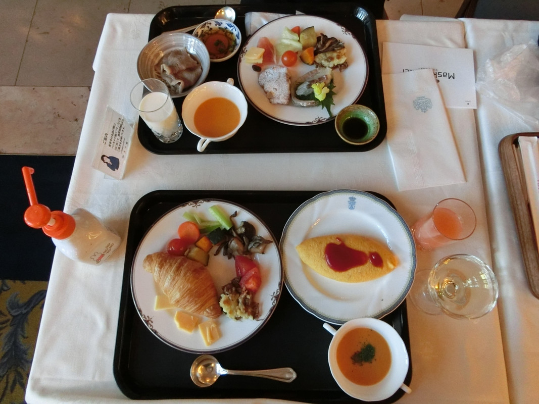 ホテル内で食べた朝食です