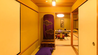 源泉かけ流し半露天風呂付【秋の館・特別室／蓬莱の間】禁煙