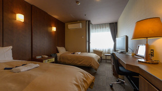 洋室 (ツイン) 16.6平米