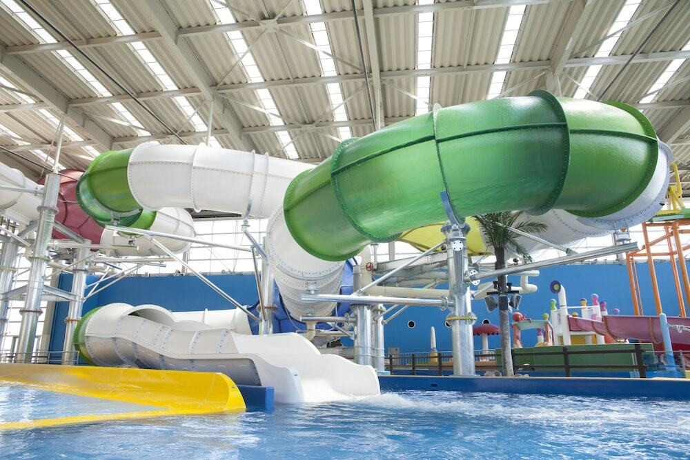 ウォータースライド