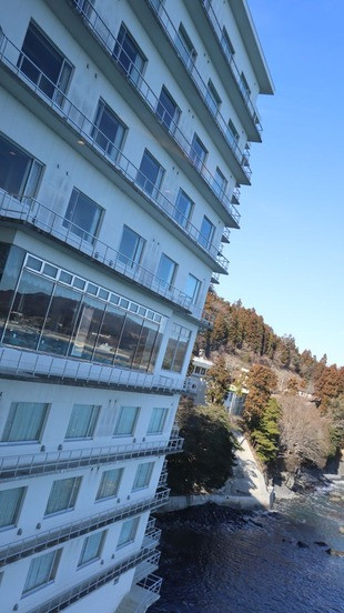 まるで城塞のよう、でも震災の時はお風呂は被害に会ったそうです