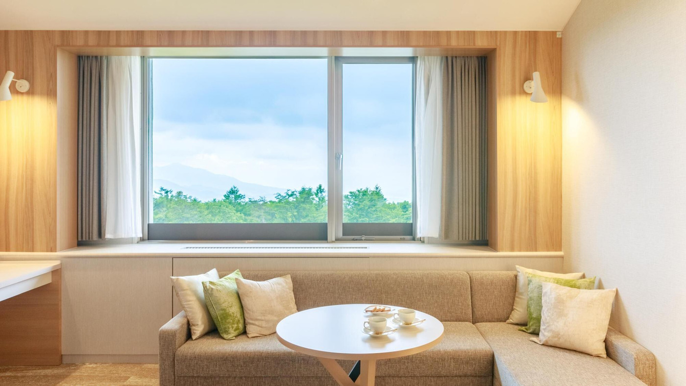 広大な自然の中に佇むホテルで、のんびりおこもりステイ4374898