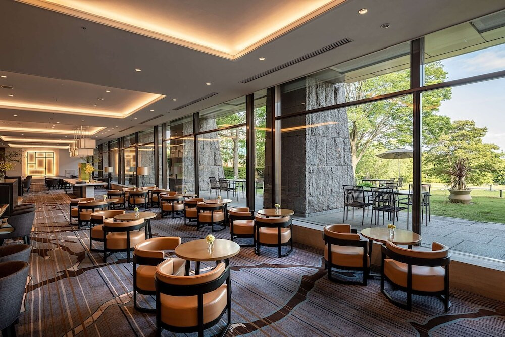 本館棟1F「ザ・ロビーラウンジ」