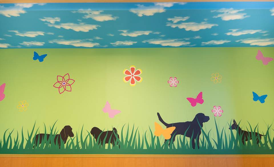 館内のアートウォール / 3