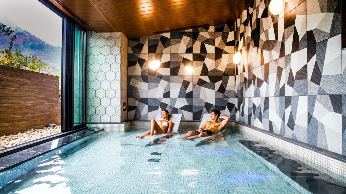 カップルステイにおすすめ♡水着で楽しむサーマルスプリング4065528