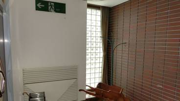 内部エントランス / 2