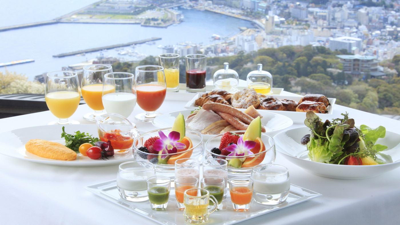 絶景レストランで体に優しい朝食を3956667