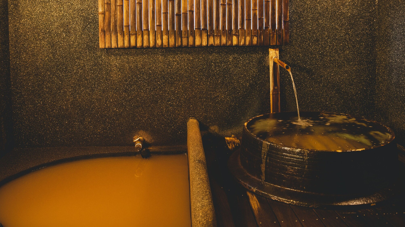 ノスタルジックな空間で時間を忘れて気ままに過ごす4061486