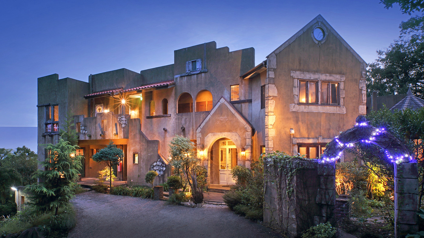 和洋創作ディナーが自慢♪英国風のフォトジェニックホテル4047024