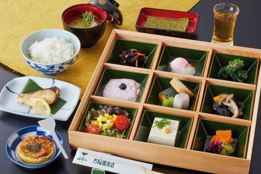 朝食