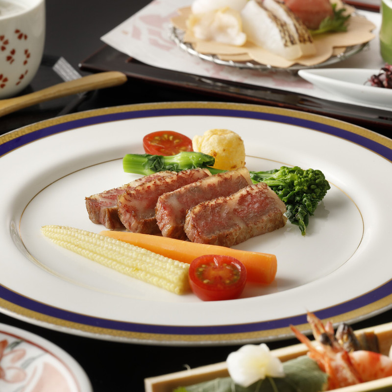 強羅温泉 自家源泉掛け流しの宿 強羅環翠楼(ゴウラオンセン ジカゲンセンカケナガシノヤド ゴウラカンスイロウ) / 1