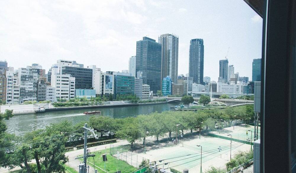 川沿いのお散歩も気持ちいい / 4