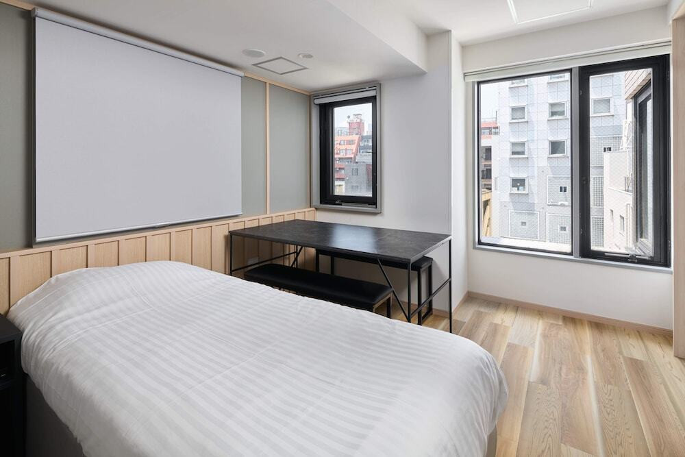 客室内のダイニングエリア