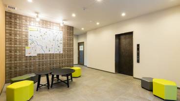 ロビー応接スペース / 9