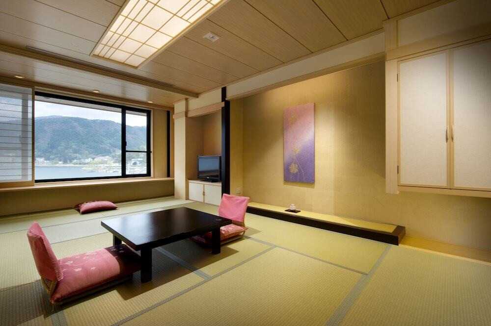 和室12畳 湖側一例①