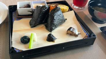 朝食「おむすび～結～」一例 / 2