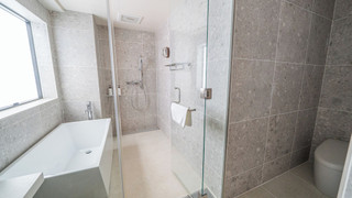 メイ エグゼクティブ