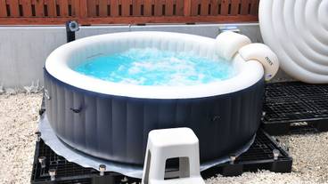 屋外スパ浴槽 / 1