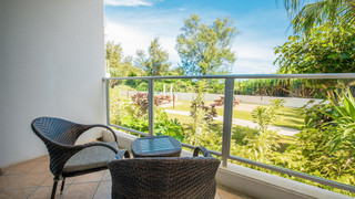 スタンダード ルーム シングルベッド 2 台 禁煙 バルコニー (with Extra Bed)