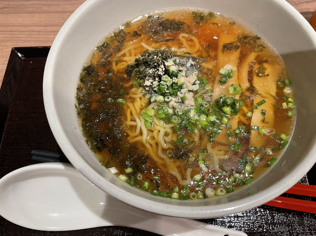 安定の夜鳴きそば