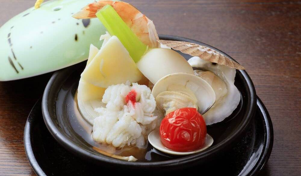 鉄板焼きにお刺身も！
美味なる創作和食会席 / 3