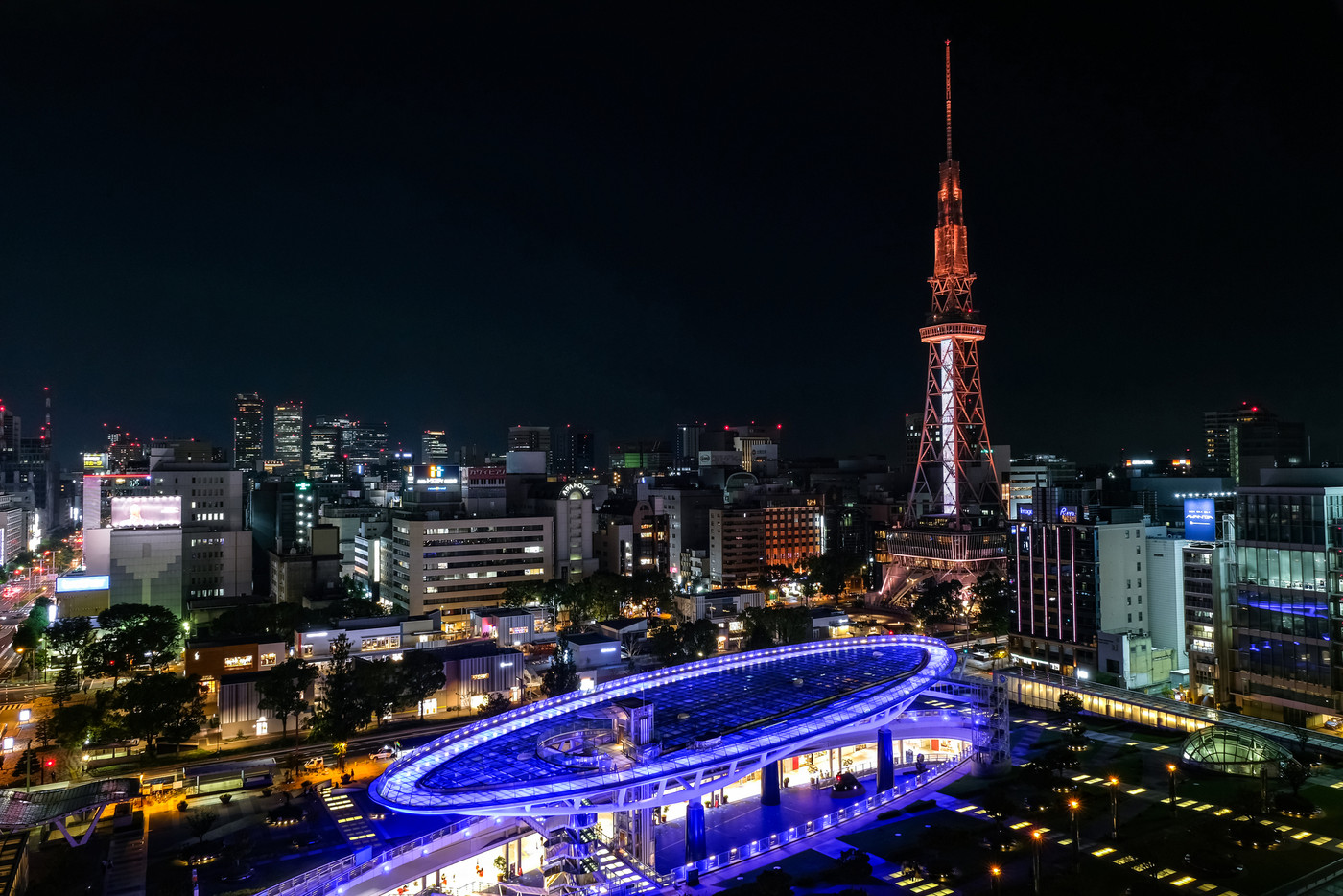 愛知県名古屋市 栄・名古屋テレビ塔の夜景 愛知芸術文化センターから