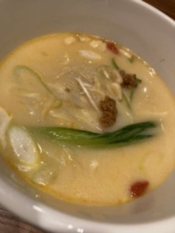 細麺で美味しかった